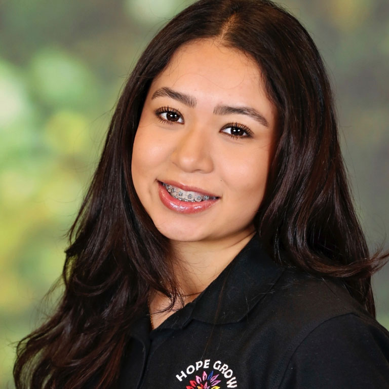 Kayla Lerjuntharangool